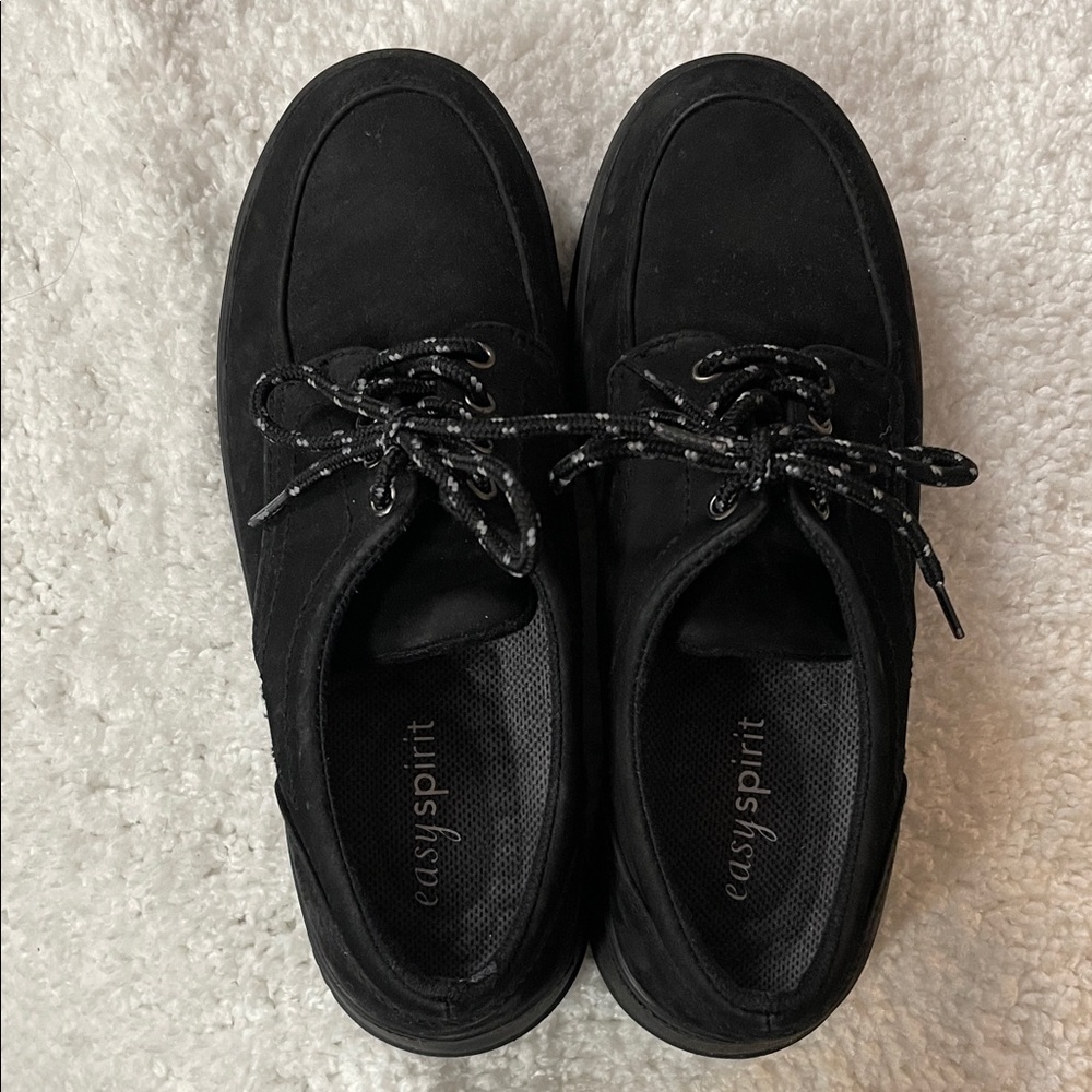 Easy Spirit Women's Black Athletic Shoes